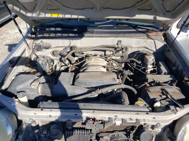 5TDZT38A32S075451 - 2002 TOYOTA SEQUOIA LIMITED SILVER photo 12