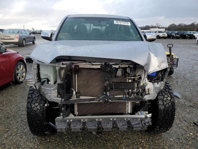 3TMGZ5AN8HM087358 - 2017 TOYOTA TACOMA DOUBLE CAB 银色 照片 5
