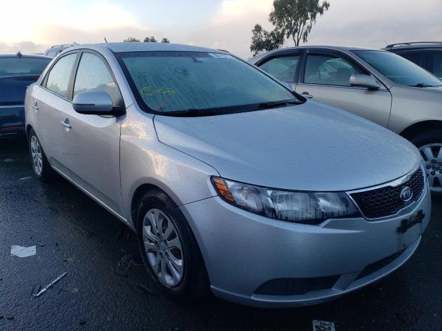 KNAFU4A21D5680275 - 2013 KIA FORTE EX SILVER photo 4