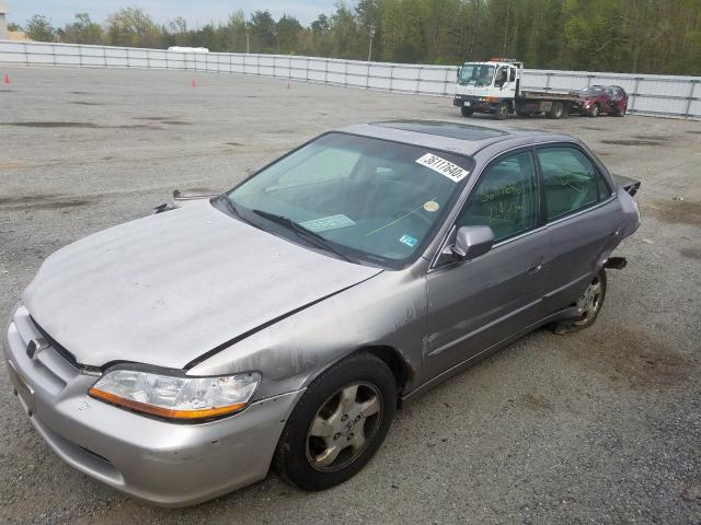 1HGCG6676YA027064 - 2000 HONDA ACCORD EX  photo 2