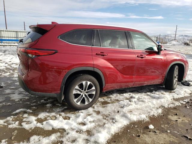 5TDHZRBH6NS572131 - 2022 TOYOTA HIGHLANDER XLE RED photo 3