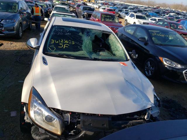 2G4GV5GV4C9150570 - 2012 BUICK REGAL GS თეთრი ფოტო 5