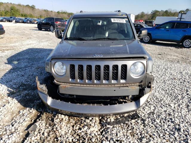 1J4NT4GBXBD287008 - 2011 JEEP PATRIOT LATITUDE GRAY photo 5