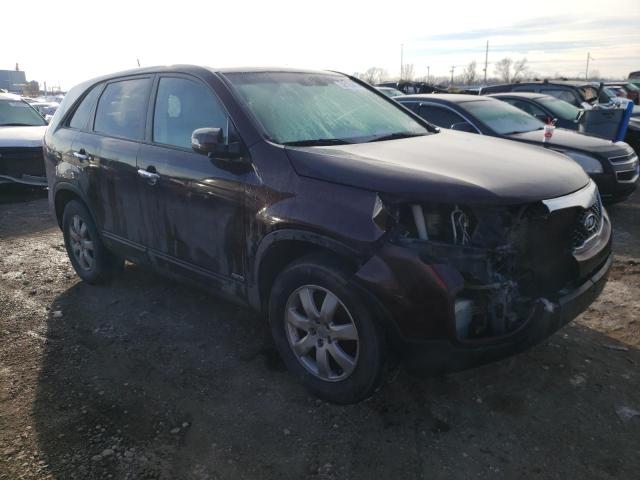 5XYKTCA18BG135054 - 2011 KIA SORENTO BASE MAROON photo 4