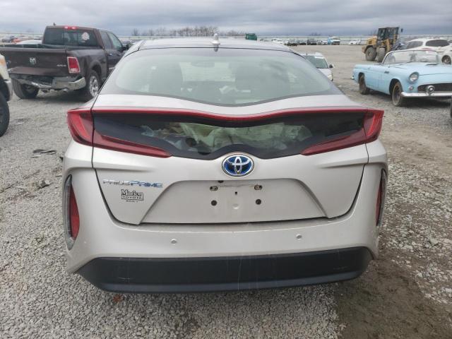 JTDKARFP2H3019495 - 2017 TOYOTA PRIUS PRIM 银色 照片 6