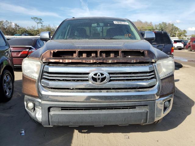 5TFRW5F10GX200445 - 2016 TOYOTA TUNDRA DOUBLE CAB SR/SR5 BROWN photo 5