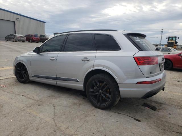 WA1VABF73JD008990 - 2018 AUDI Q7 PRESTIGE SILVER photo 2