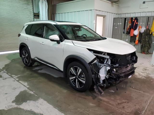 5N1AT3CB0MC670805 - 2021 NISSAN ROGUE SL WHITE photo 4