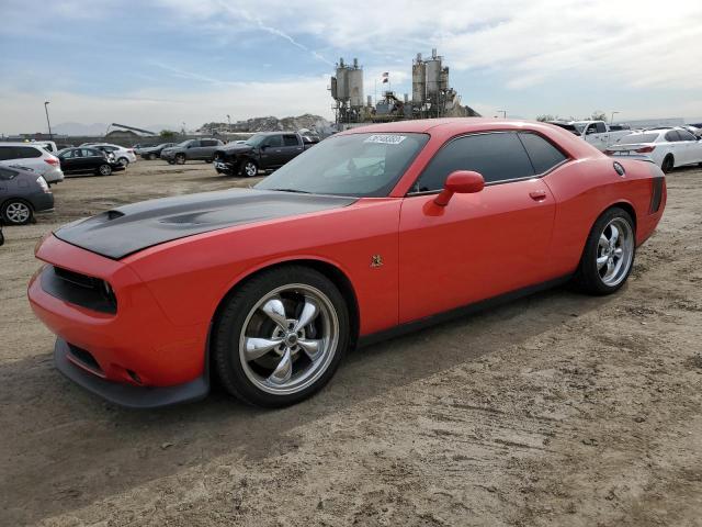 2C3CDZFJ0FH798305 - 2015 DODGE CHALLENGER R/T SCAT PACK RED photo 1