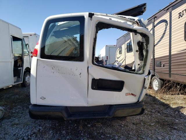 1GTW7BFFXG1259502 - 2016 GMC SAVANA G2500 WHITE photo 6