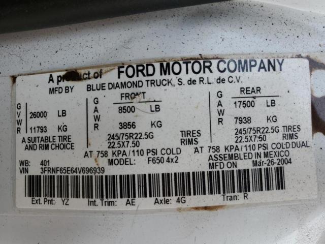 3FRNF65E64V696939 - 2004 FORD F650 SUPER WHITE photo 12