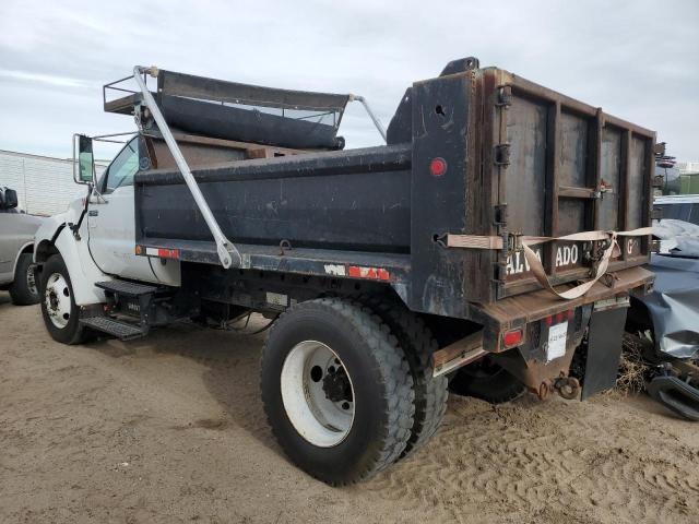 3FRNF65E64V696939 - 2004 FORD F650 SUPER WHITE photo 2