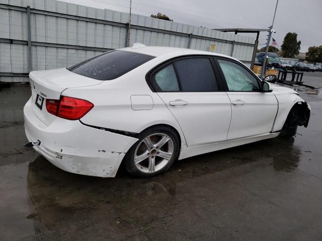 WBA3C1C54EK109927 - 2014 BMW 328 I SULEV WHITE photo 3