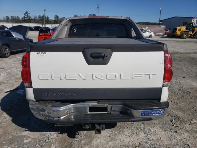 3GNEC13T03G325294 - 2003 CHEVROLET AVALANCHE C1500 WHITE photo 6