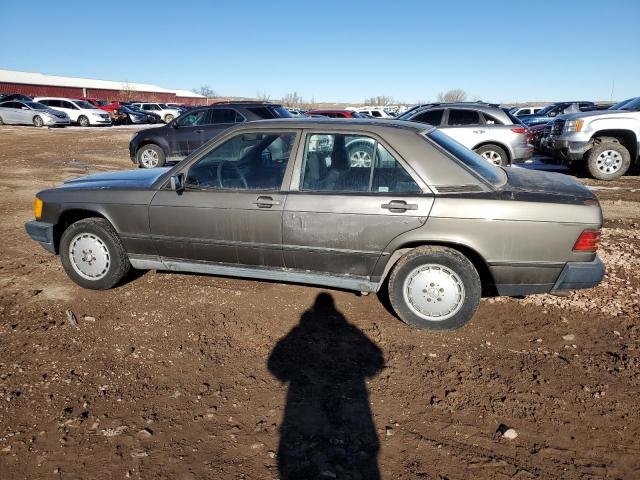 WDB0B22A8EA093993 - 1984 MERCEDES-BENZ 190 D 2.2 GRAY photo 2