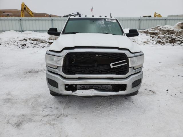 3C6MR5AJ5MG610268 - 2021 RAM 2500 TRADESMAN Biały zdjęcie 5