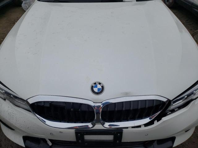 3MW5R7J07M8C07397 - 2021 BMW 330XI WHITE photo 11