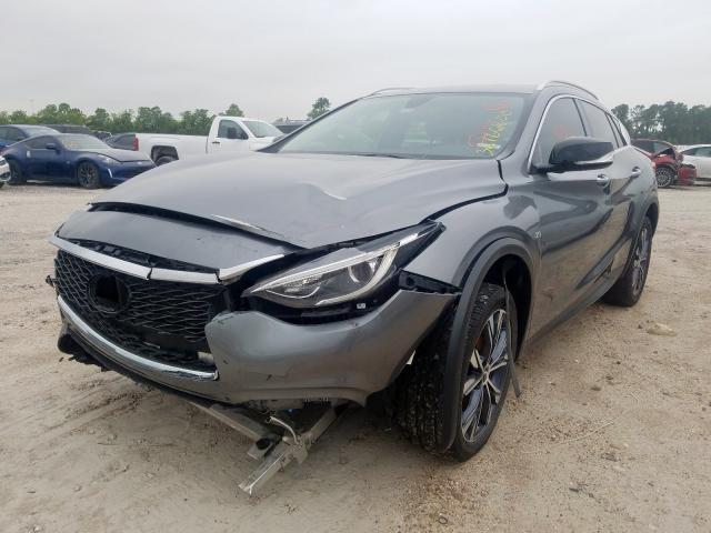 SJKCH5CR2JA049044 - 2018 INFINITI QX30 BASE  photo 2