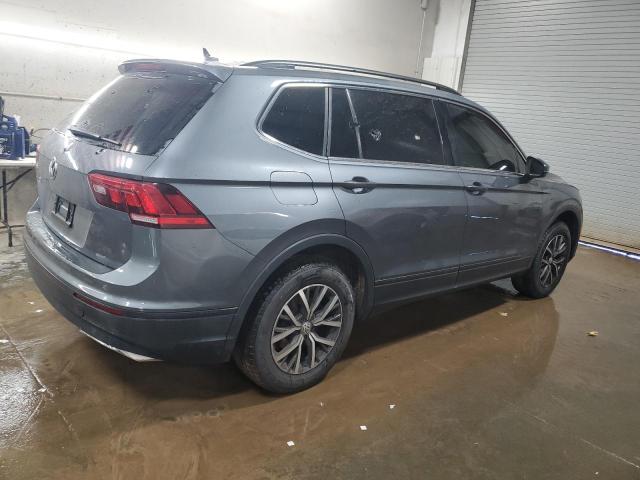 3VV3B7AX7KM078241 - 2019 VOLKSWAGEN TIGUAN SE GRAY photo 3