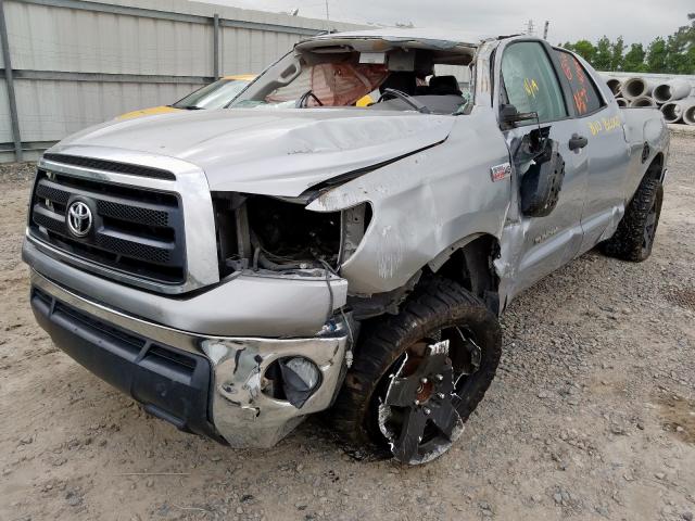 5TFRY5F17BX107537 - 2011 TOYOTA TUNDRA DOUBLE CAB SR5  photo 2