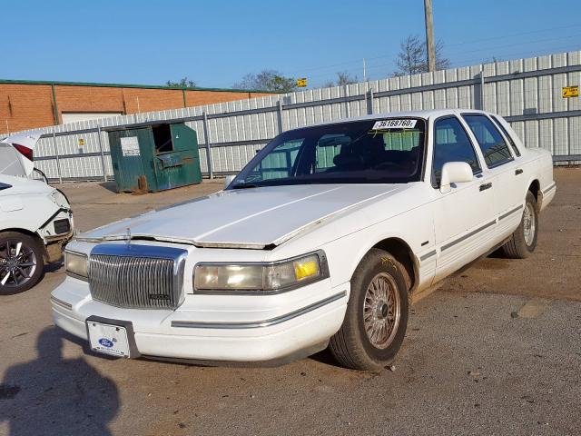 1LNLM82W6SY728617 - 1995 LINCOLN TOWN CAR SIGNATURE  photo 2