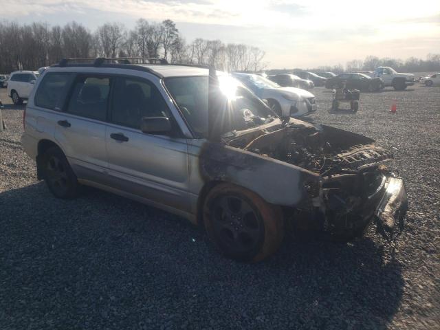 JF1SG656X4H740852 - 2004 SUBARU FORESTER 2.5XS Серебристый фото 4