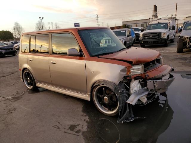 JTLKT324954011701 - 2005 TOYOTA SCION XB Çift renkli fotoğraf 4