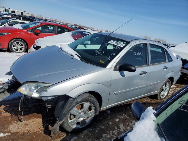 1FAHP34N17W327638 - 2007 FORD FOCUS ZX4 SILVER photo 2