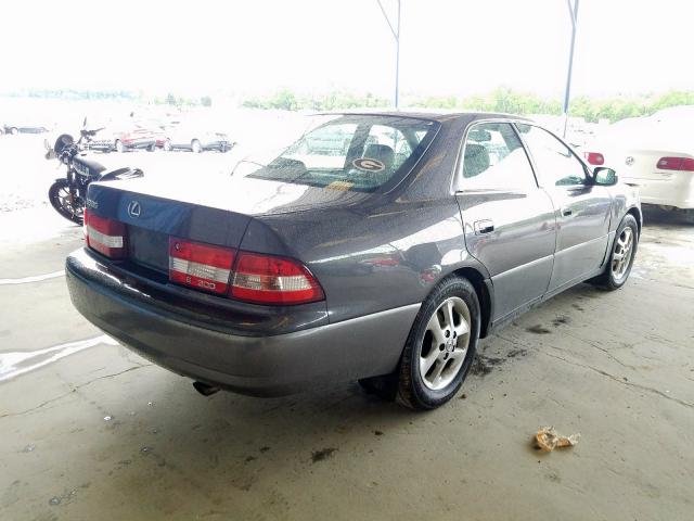 JT8BF28G715105917 - 2001 LEXUS ES 300  photo 4