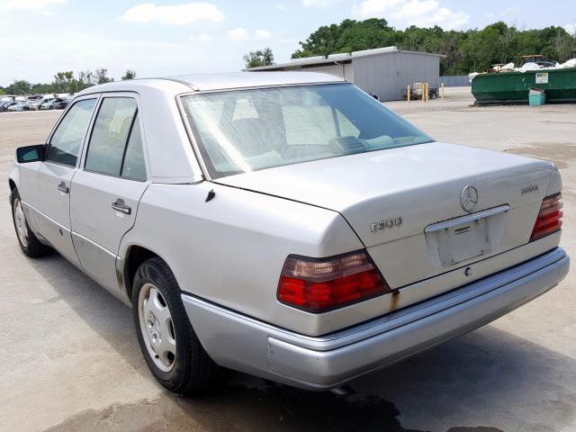 WDBEB31E9SC233967 - 1995 MERCEDES-BENZ E 300D  photo 3