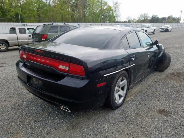 2C3CDXAT0DH721752 - 2013 DODGE CHARGER POLICE  photo 4