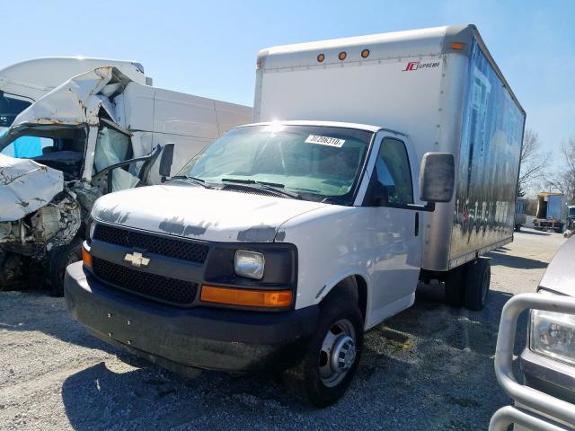 1GBHG31U861150026 - 2006 CHEVROLET EXPRESS G3500  photo 2