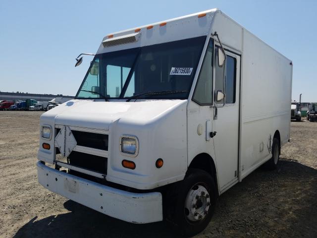 4UZAANBW02CJ99743 - 2002 FREIGHTLINER CHASSIS M LINE WALK-IN VAN  photo 2