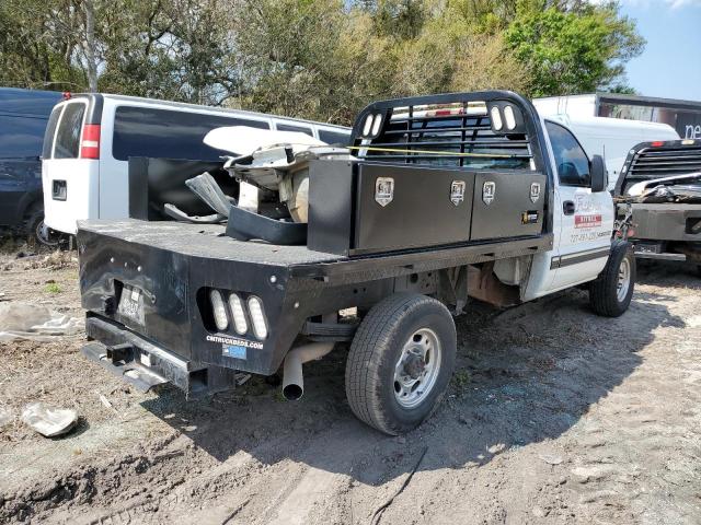 1GCHK24U41E251405 - 2001 CHEVROLET SILVERADO WHITE photo 3