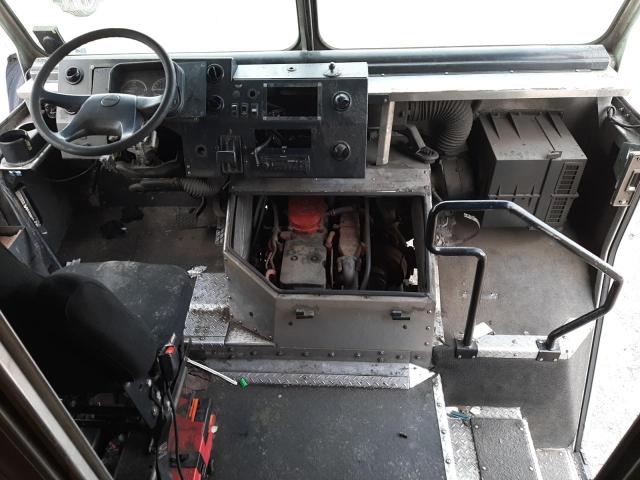 4UZAAPDU2ACAS1373 - 2010 FREIGHTLINER CHASSIS M LINE WALK-IN VAN WHITE photo 8