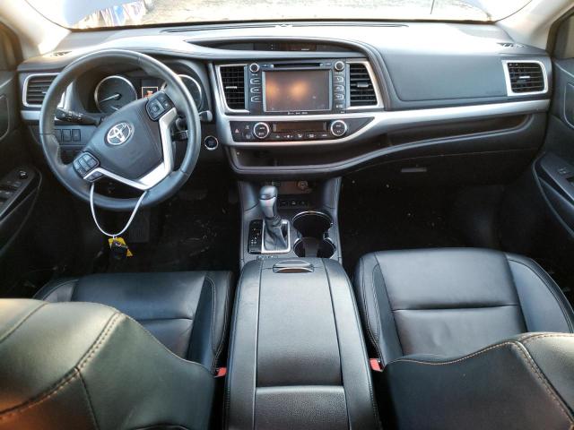 5TDJKRFH4GS321336 - 2016 TOYOTA HIGHLANDER XLE 灰色 照片 8