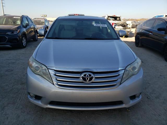 4T1BK3DB3BU418429 - 2011 TOYOTA AVALON BASE 银色 照片 5