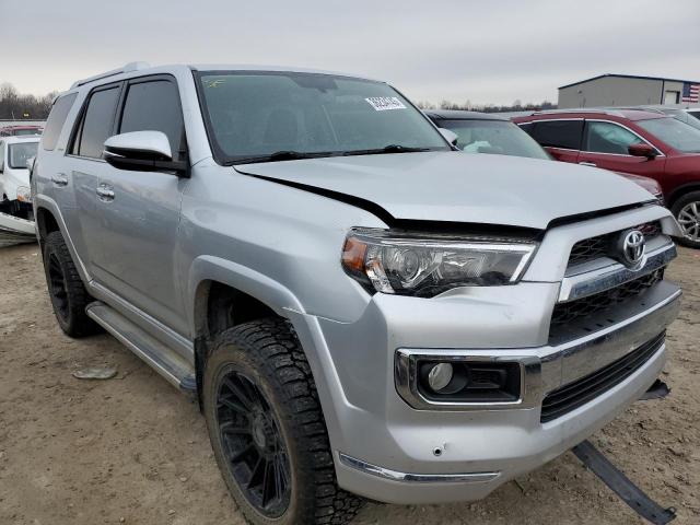 JTEBU5JR6G5336204 - 2016 TOYOTA 4RUNNER SR5/SR5 PREMIUM SILVER photo 4