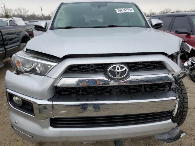 JTEBU5JR6G5336204 - 2016 TOYOTA 4RUNNER SR5/SR5 PREMIUM 银色 照片 5