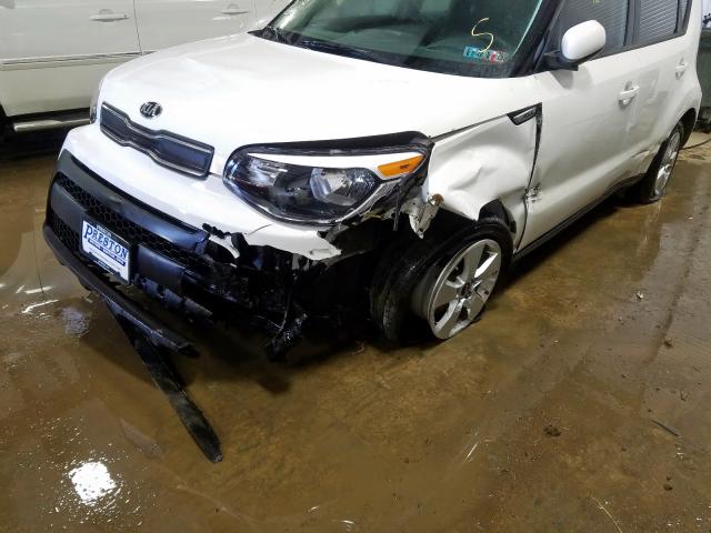 KNDJN2A22K7920319 - 2019 KIA SOUL  photo 9