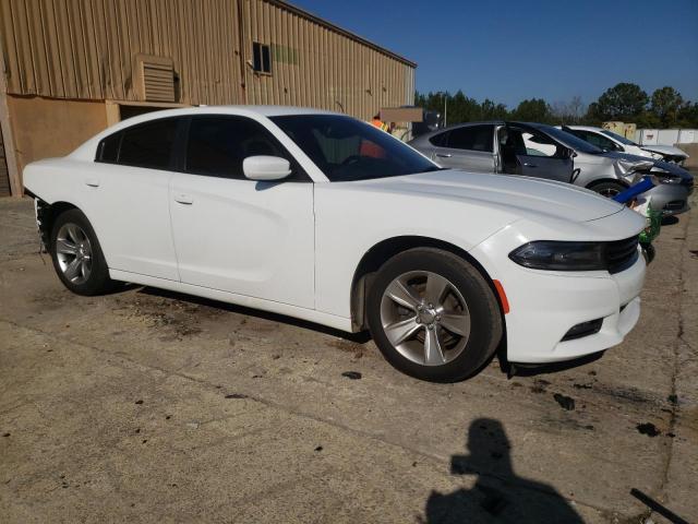 2C3CDXHG8GH354953 - 2016 DODGE CHARGER SXT WHITE photo 4