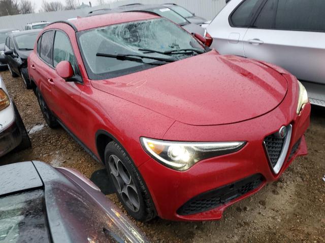 ZASFAKPN0J7B78401 - 2018 ALFA ROMEO STELVIO SPORT RED photo 4