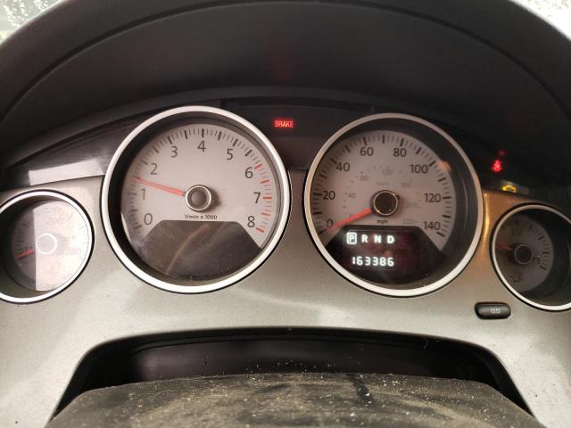 2C4RVAAG3CR293865 - 2012 VOLKSWAGEN ROUTAN S GRAY photo 9