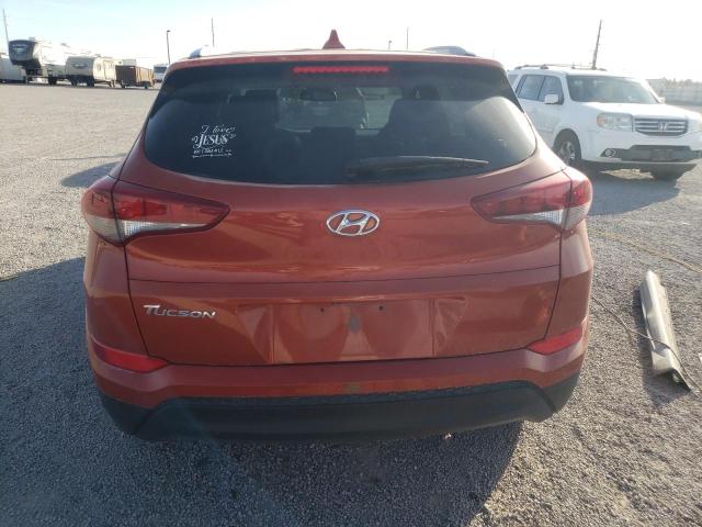 KM8J33A42HU425007 - 2017 HYUNDAI TUCSON LIMITED ORANGE photo 6