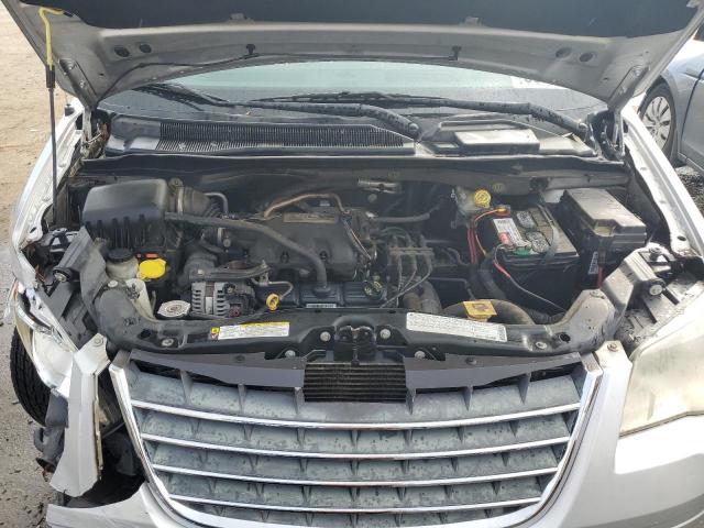 2A4RR5D11AR221346 - 2010 CHRYSLER TOWN & COU TOURING SILVER photo 12