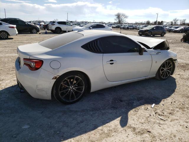 JF1ZNAA17L8753882 - 2020 TOYOTA 86 WHITE photo 3