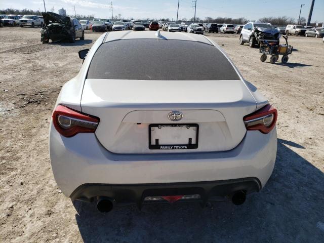 JF1ZNAA17L8753882 - 2020 TOYOTA 86 WHITE photo 6