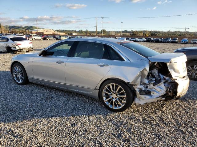 1G6KD5RS8JU155598 - 2018 CADILLAC CT6 LUXURY SILVER photo 2