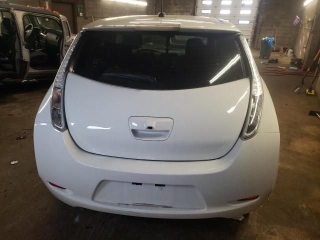 1N4AZ0CPXFC306946 - 2015 NISSAN LEAF S WHITE photo 6