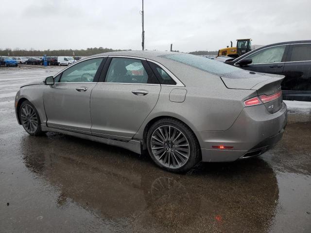 3LN6L2J94GR617529 - 2016 LINCOLN MKZ SILVER photo 2